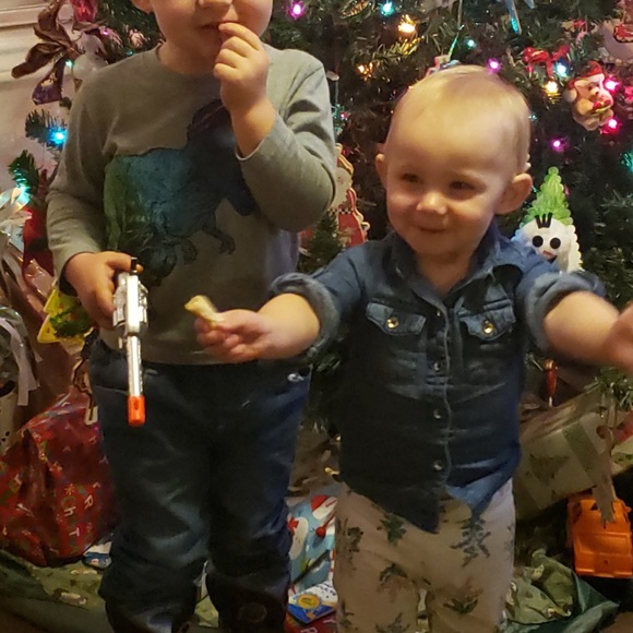 Meet your Posher, Carissa - Picture 1 of 1